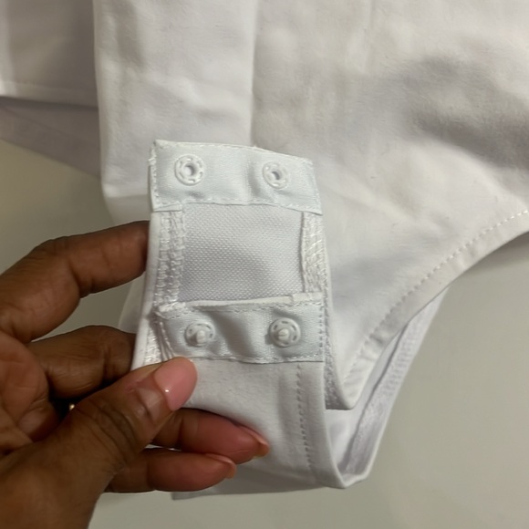 Saungkuai Women’s Race back bodysuit Size XL color White NWOT - Picture 7 of 8